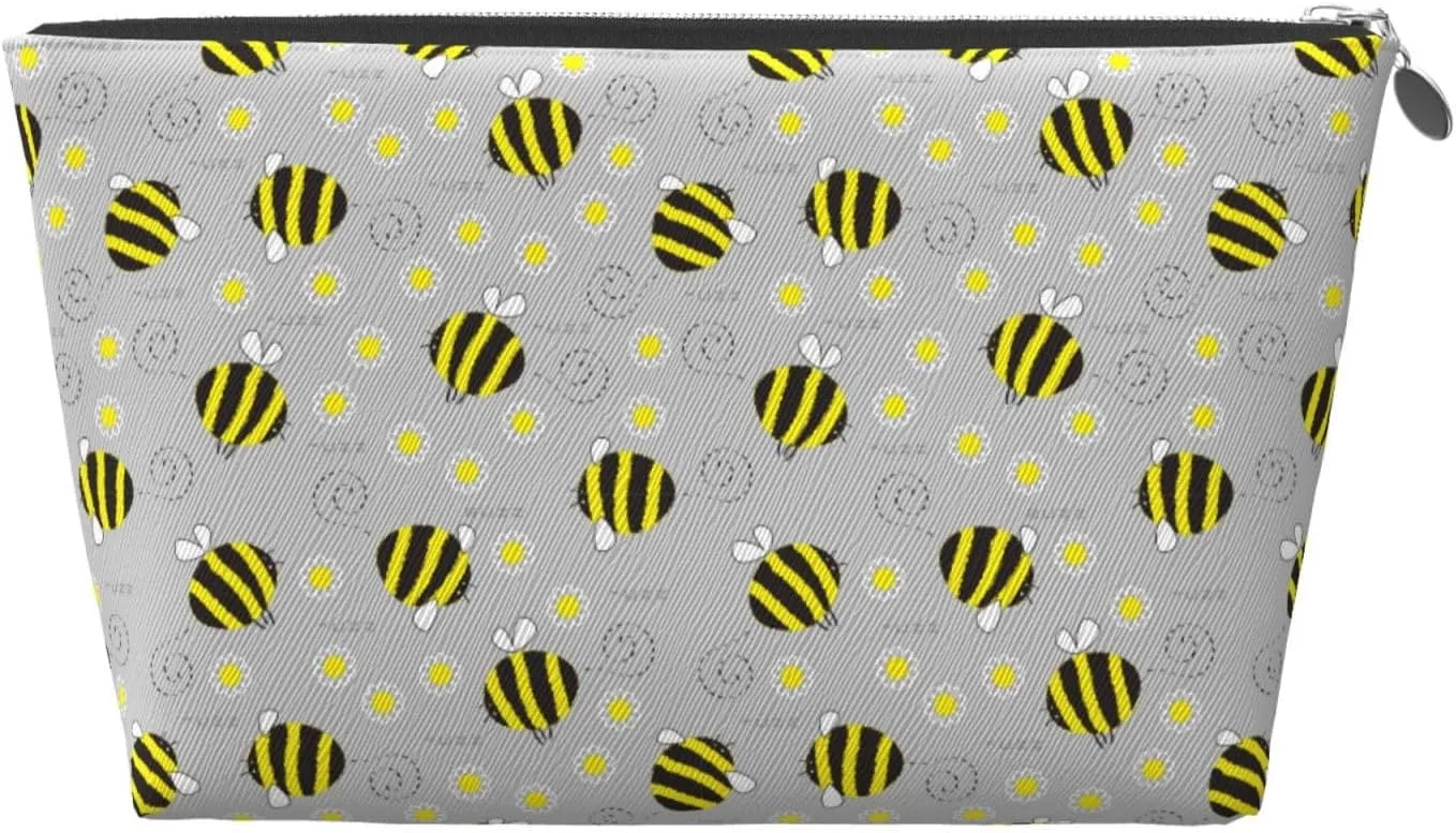 Cheerful Bumble Bees and Daisies Makeup Bag Women Travel Size Toiletries Leather Waterproof Toiletry Bag Travel Essentials for Shampoo, Conditioner, Personal Item, Toiletries