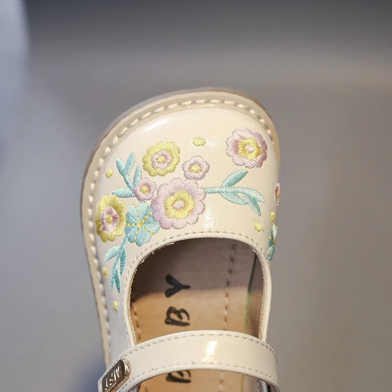 Floral Pattern Design Sandal