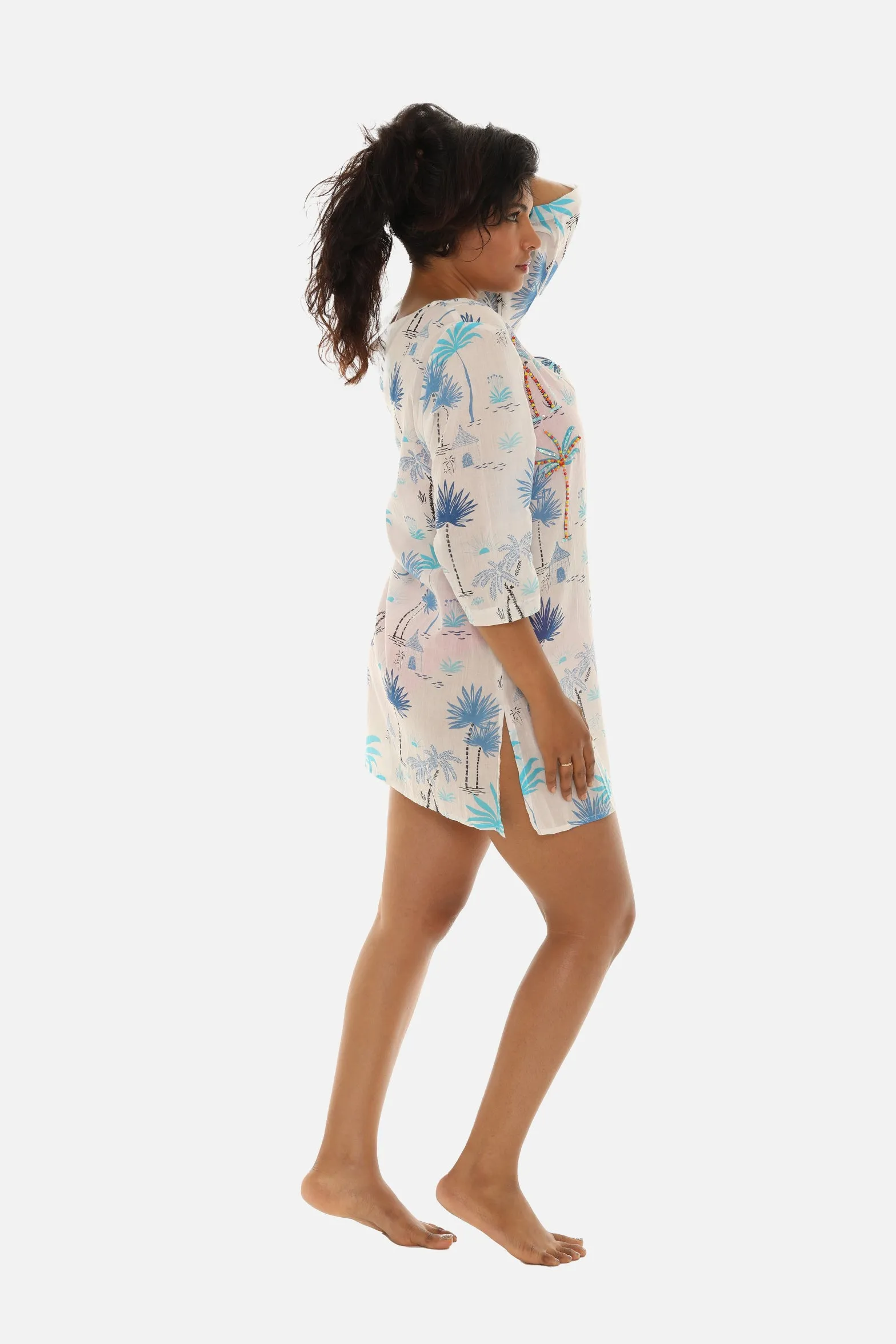 Island Vibes: Palm Tree Print Tunic For a Tropical Getaway