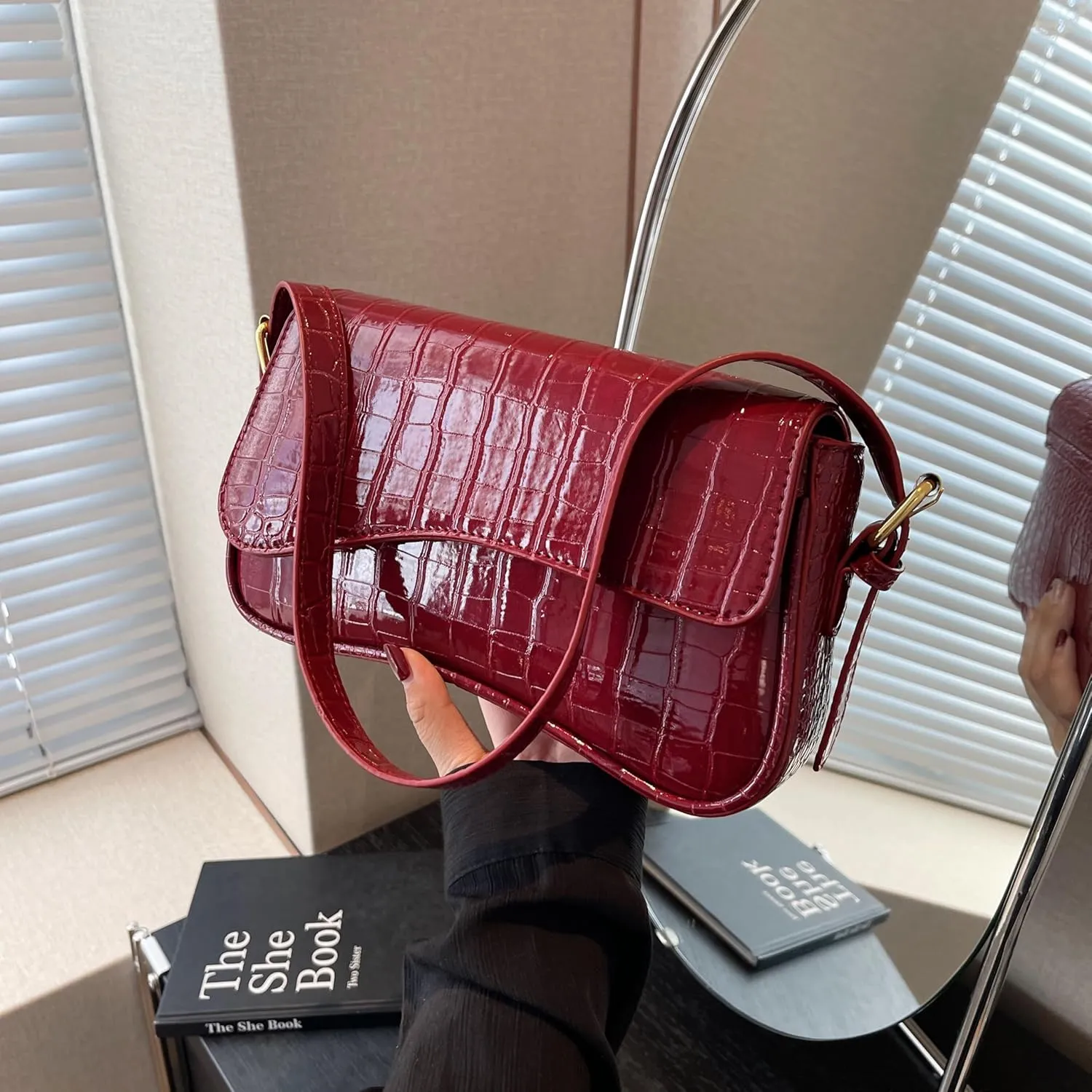 Shoulder Bag for women Y2K Crossbody Vegan Leather Purse Straps Retro Clutch Hobo Hadbags with 2 Removable