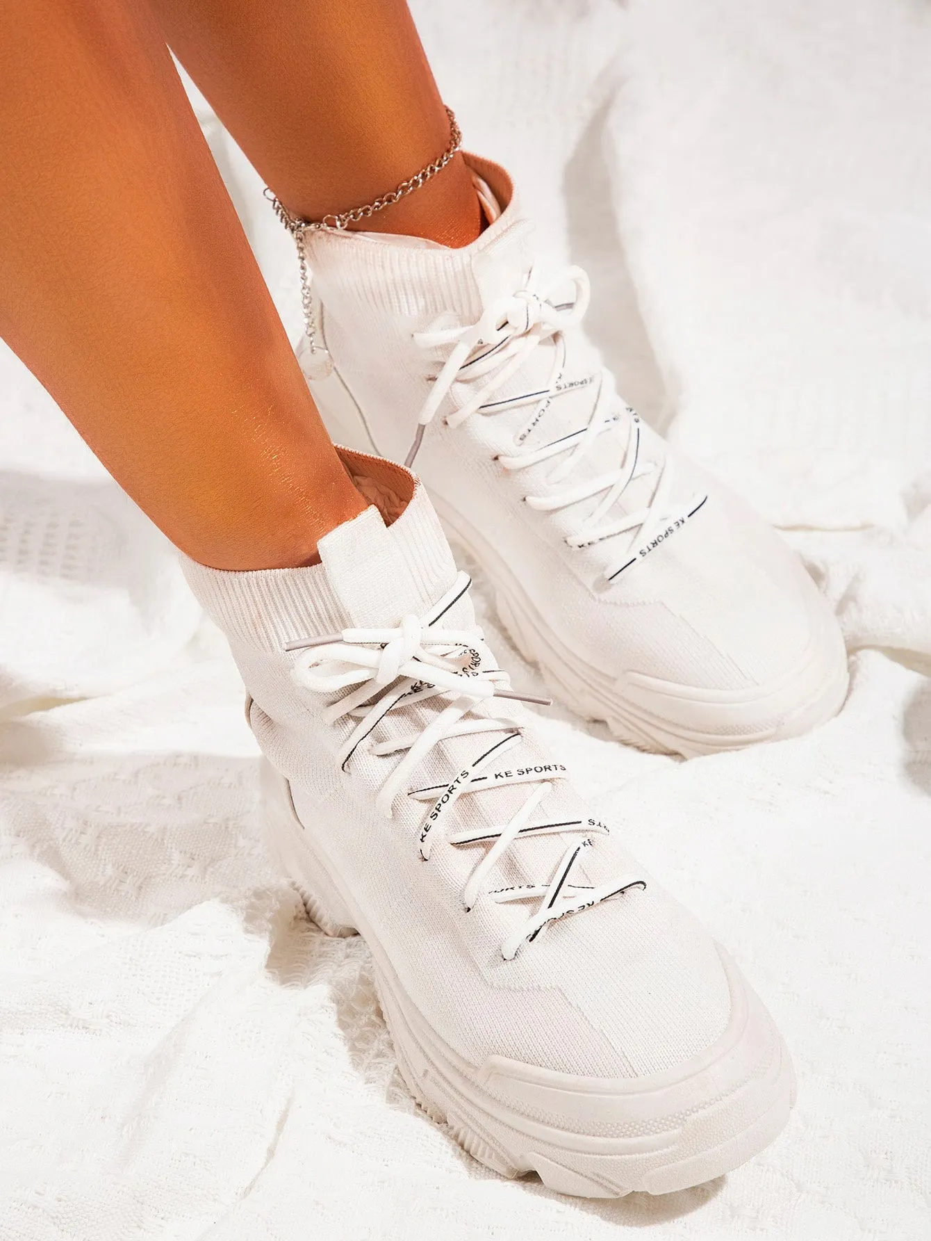 Splicing Design Lace Up Front Boots