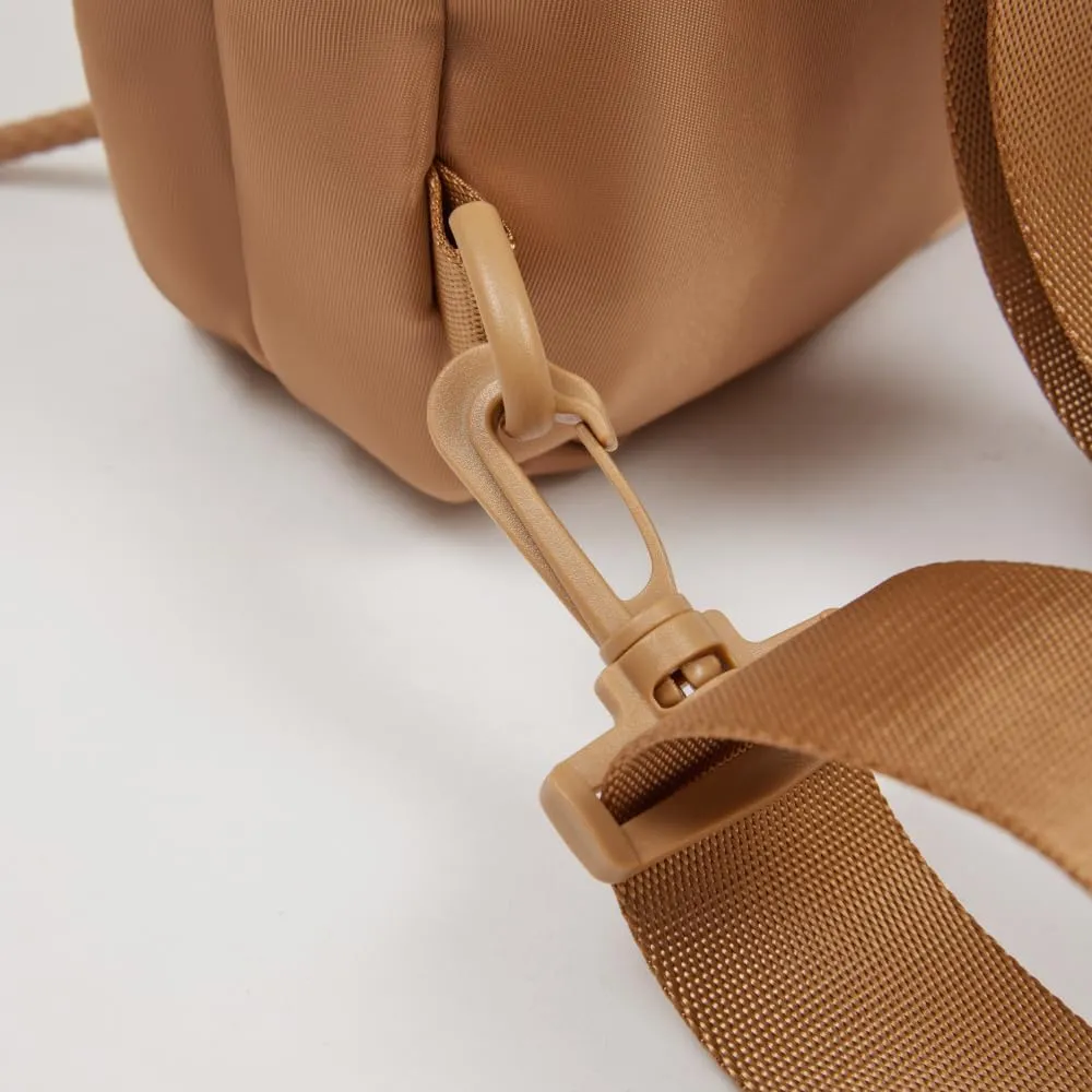 VAKAER Small Crossbody Bag Purse Womens Sling Bag Daypack Backpack with Convertible Adjustable Strap for Travel Hiking (Camel)