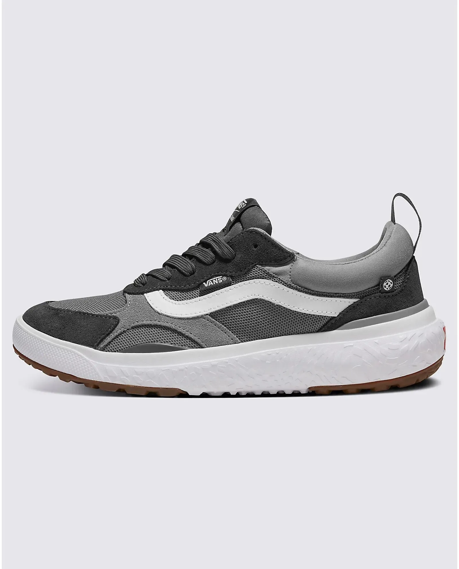 Vans MTE UltraRange Neo VR3 – Sustainable & Adventure-Ready Sneakers