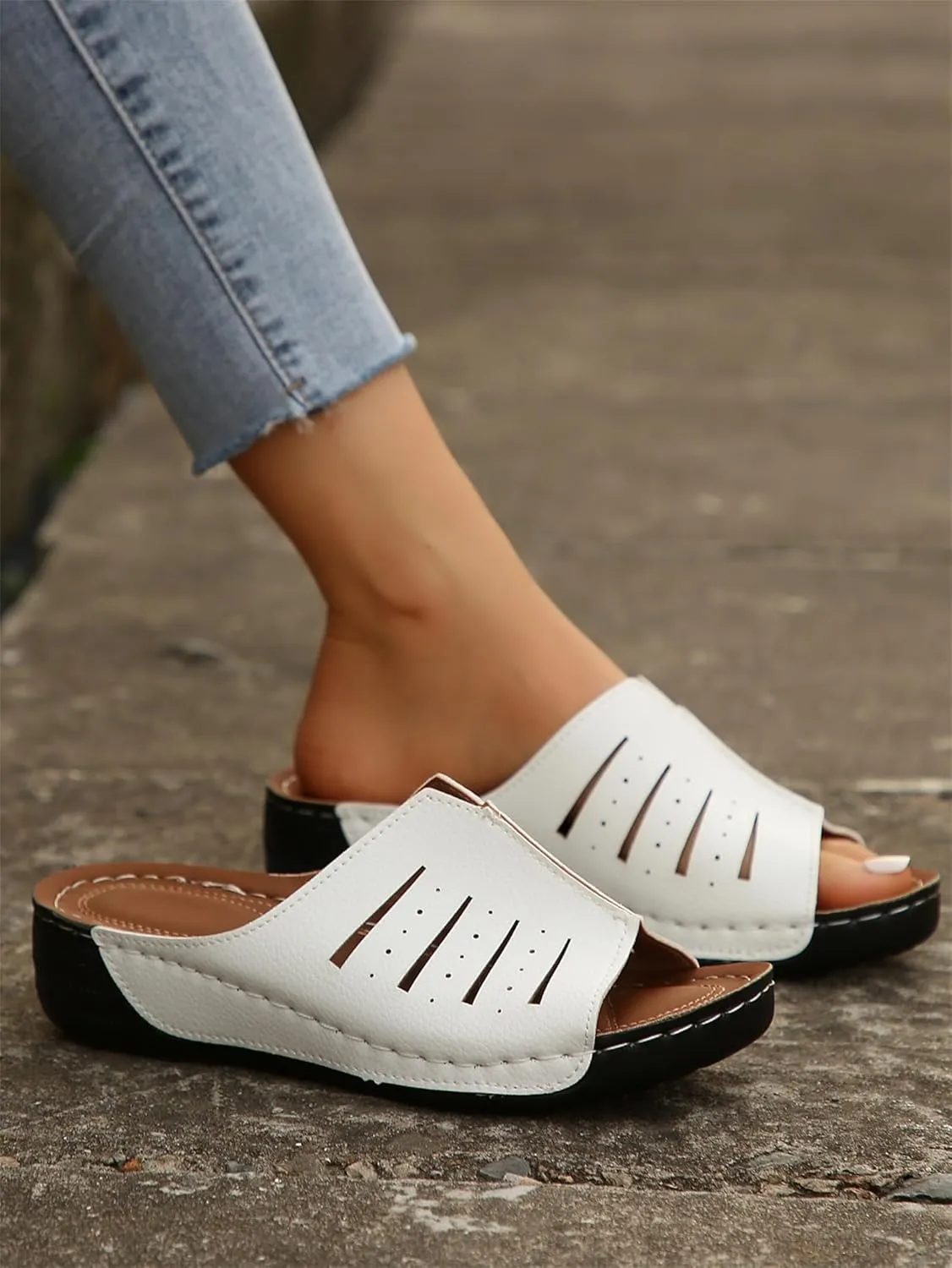 Womens Recovery Sandals with Comfortable Plantar Fasciitis Support Orthotic Thick Cushion Open Toe Sport Slides Athletic Ladies Sandals for Indoor Outdoor